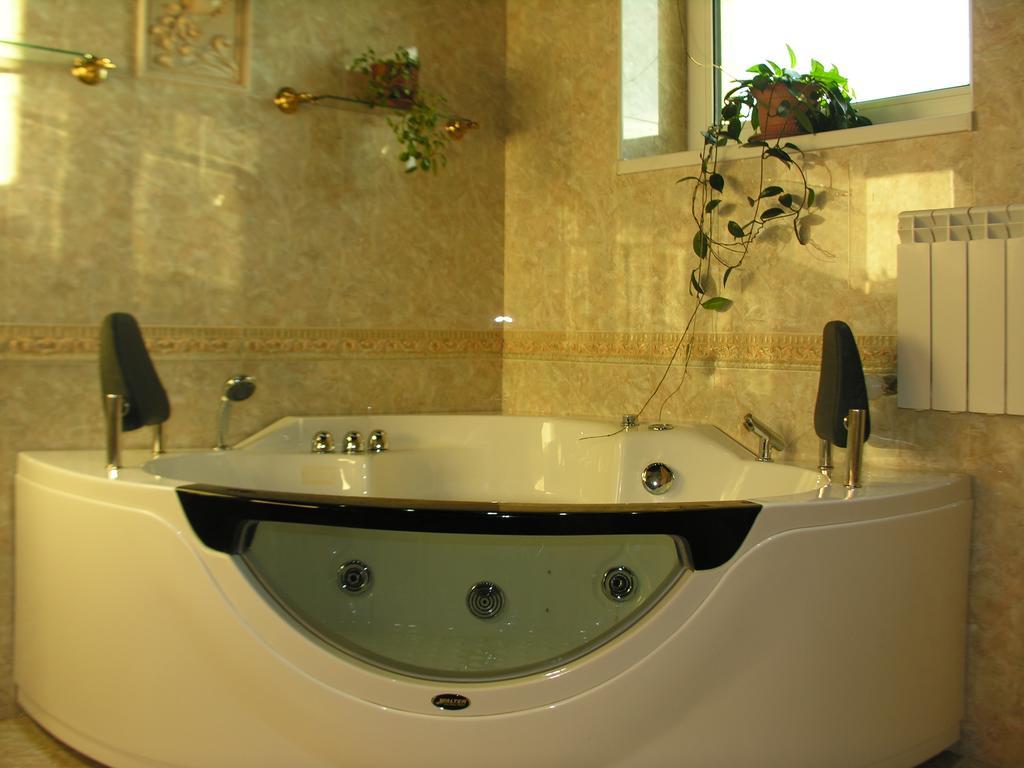 Triumph Astana Hostel Dış mekan fotoğraf